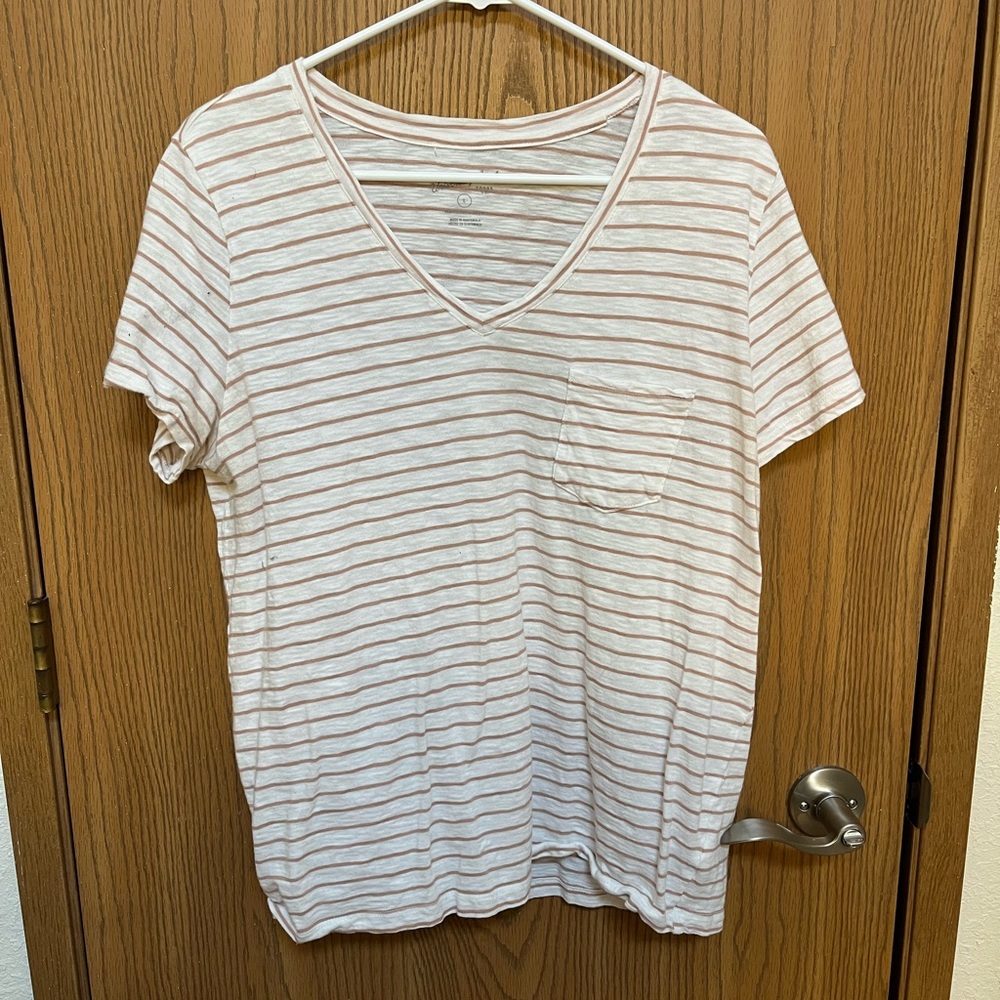 Pair of Universal Thread Tshirts